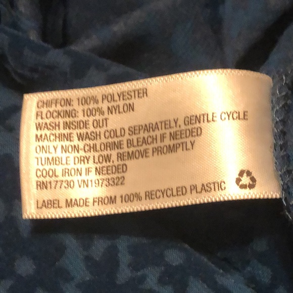 Wild Fable brand Teal Velvet Floral Cropped Tie Front Bell Sleeve Top ✨ - Picture 3 of 11